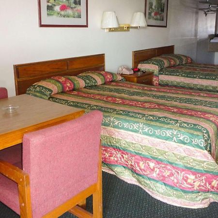 Budget Inn Franklinton Buitenkant foto