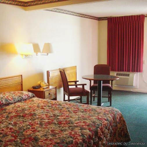 Budget Inn Franklinton Buitenkant foto